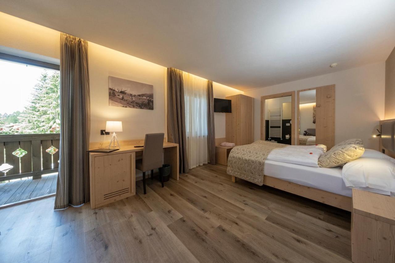Hotel Canada Predazzo Zewnętrze zdjęcie