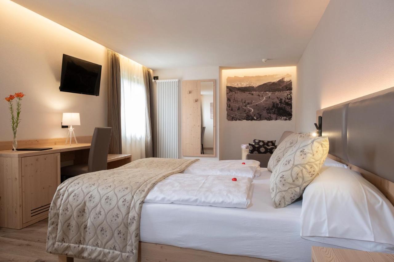 Hotel Canada Predazzo Zewnętrze zdjęcie