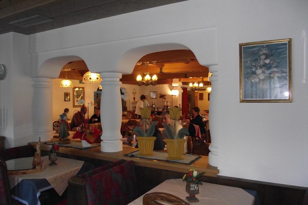Hotel Canada Predazzo Zewnętrze zdjęcie
