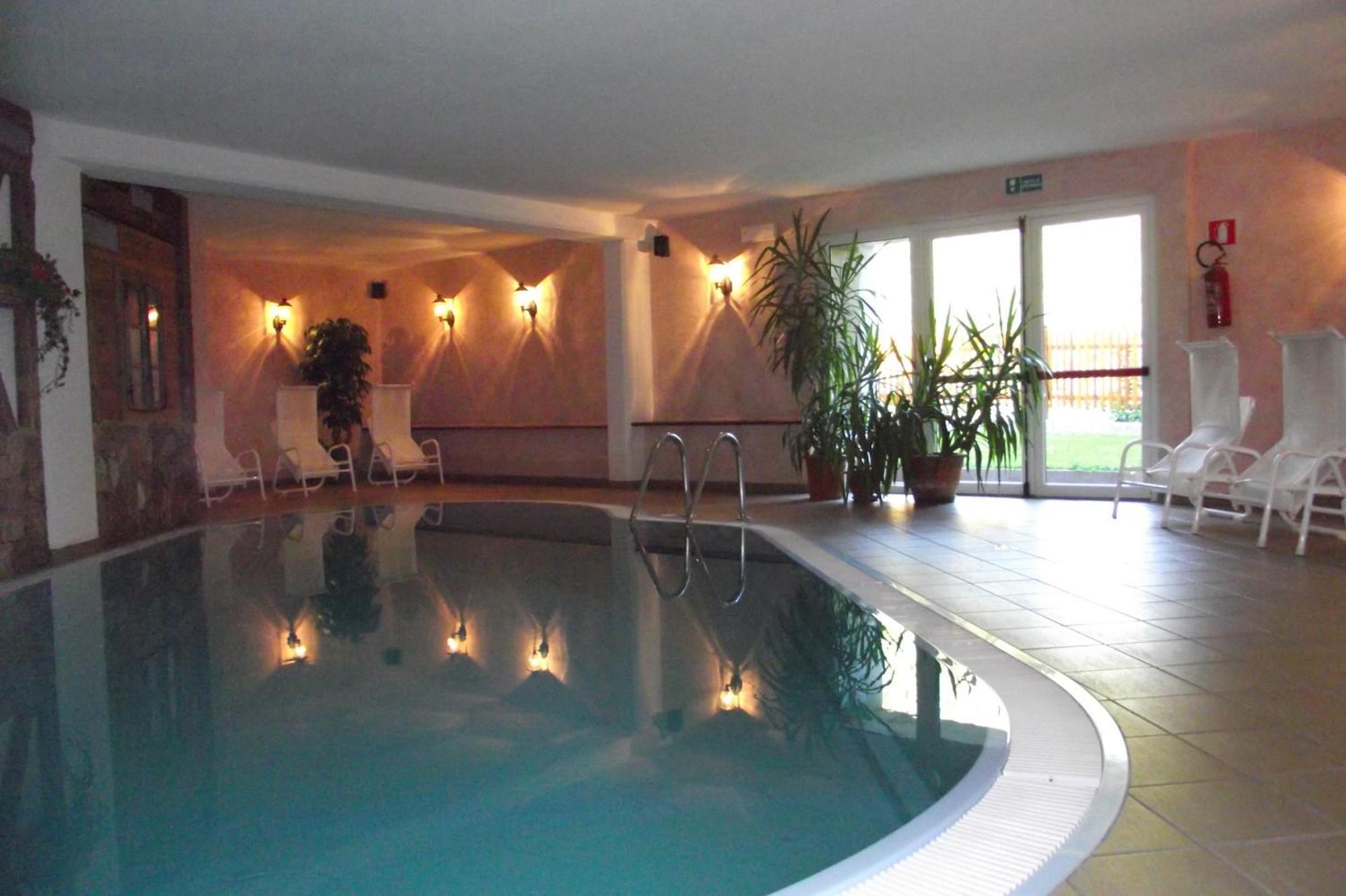 Hotel Canada Predazzo Zewnętrze zdjęcie
