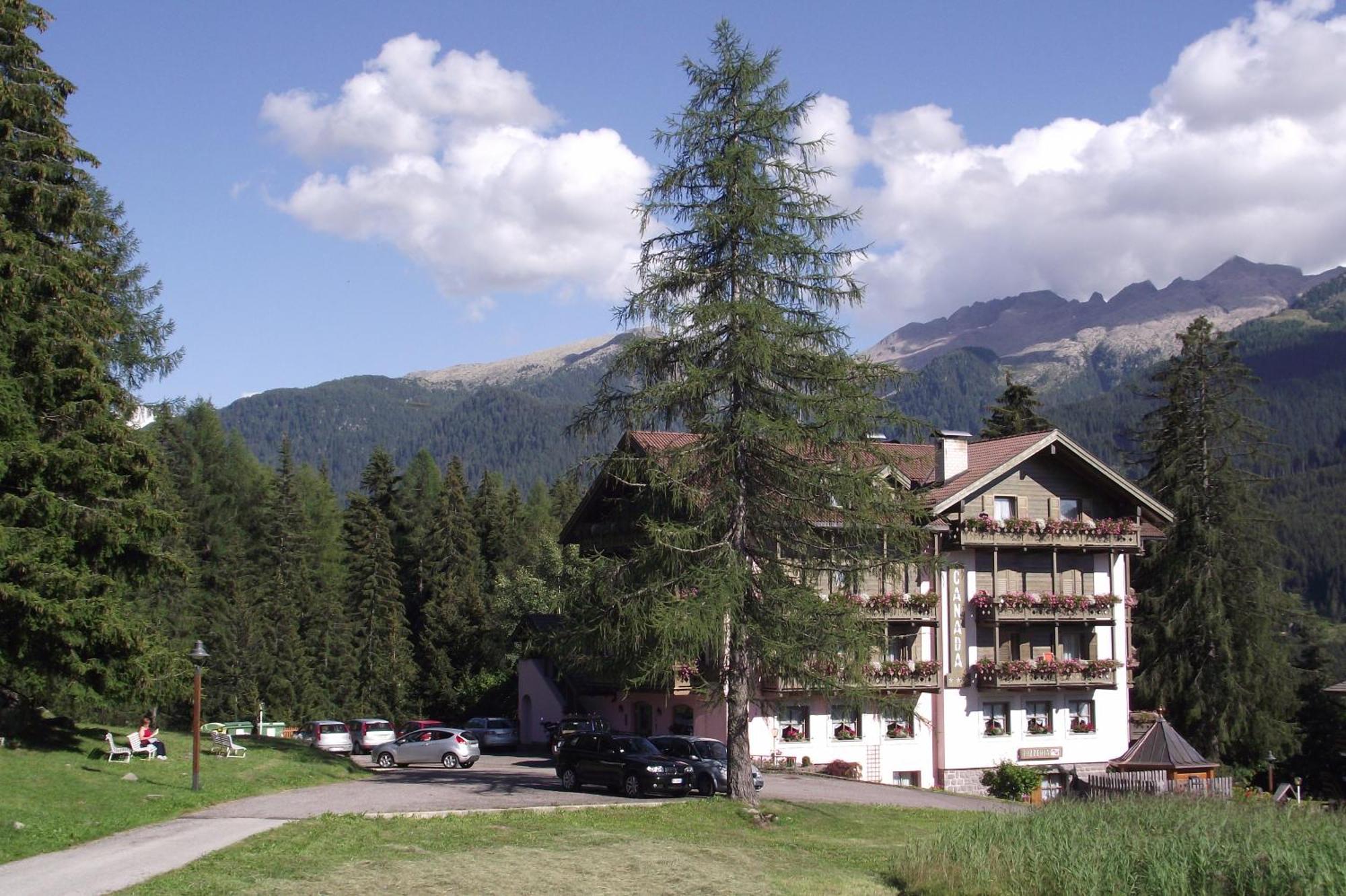 Hotel Canada Predazzo Zewnętrze zdjęcie