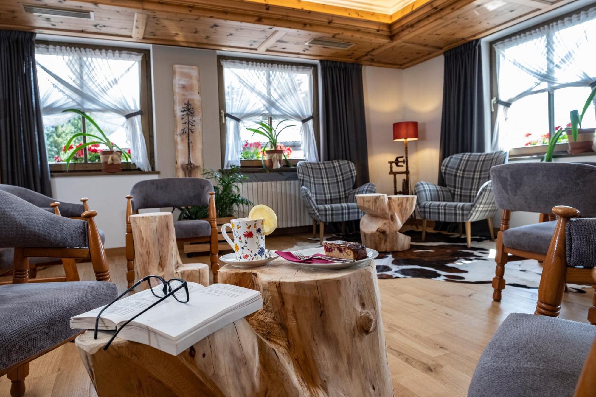 Hotel Canada Predazzo Zewnętrze zdjęcie
