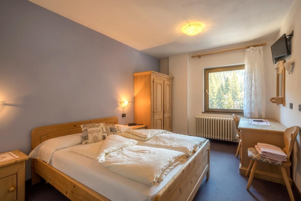 Hotel Canada Predazzo Zewnętrze zdjęcie