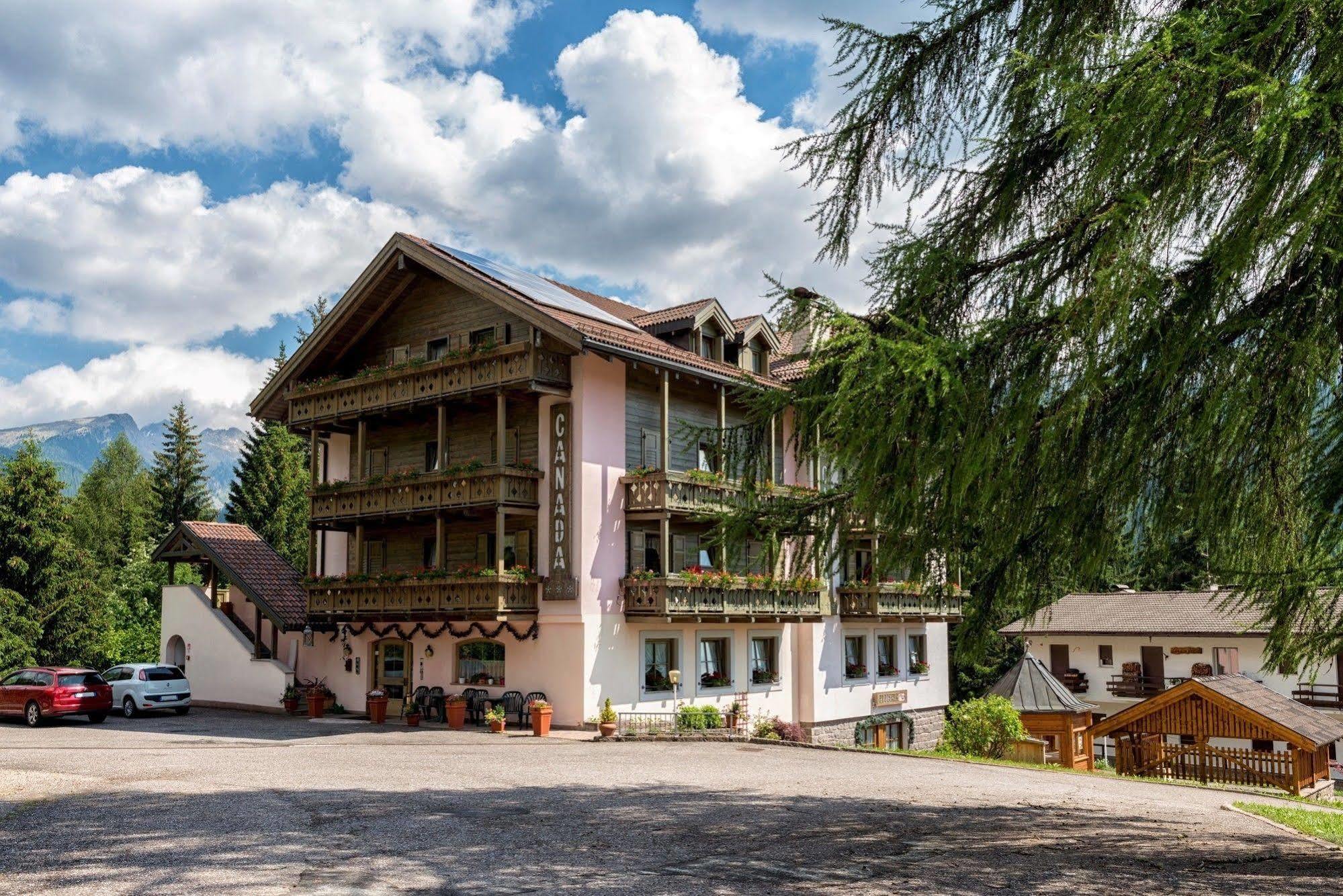 Hotel Canada Predazzo Zewnętrze zdjęcie